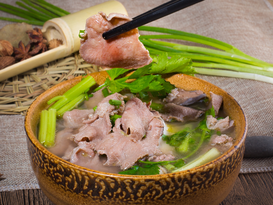 翹腳牛肉1